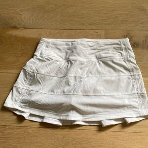 white lululemon tennis skirt